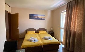 Apartments And Rooms Grande Casa